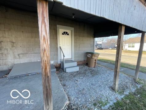 1331 Sycamore Street Columbus IN 47201