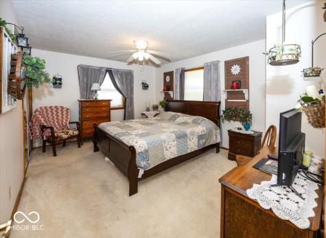 8546 N Chickadee Drive Morgantown IN 46160
