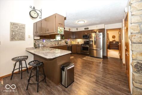 8546 N Chickadee Drive Morgantown IN 46160