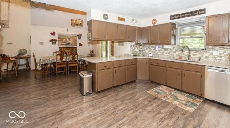 8546 N Chickadee Drive Morgantown IN 46160