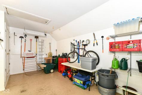 7181 Knollvalley Lane Indianapolis IN 46256