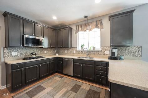 9245 Windrift Way Zionsville IN 46077