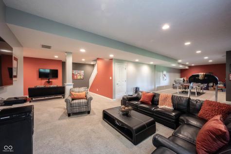 9245 Windrift Way Zionsville IN 46077