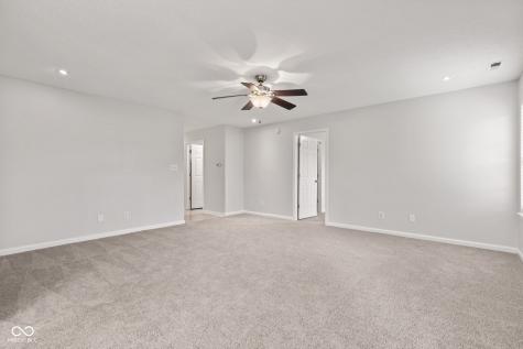 6227 Long River Lane Indianapolis IN 46221