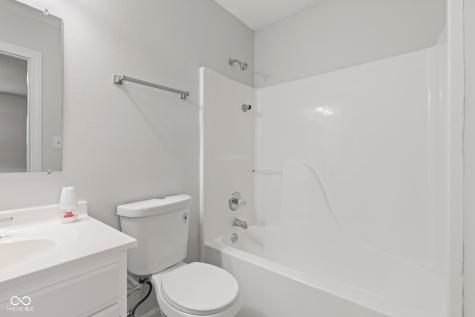 6227 Long River Lane Indianapolis IN 46221