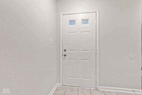 6227 Long River Lane Indianapolis IN 46221