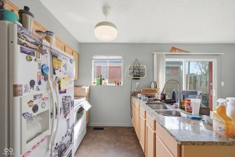 828 Cottage Avenue Indianapolis IN 46203