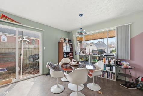 828 Cottage Avenue Indianapolis IN 46203