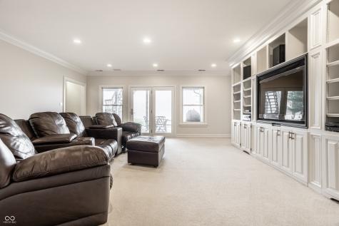 9889 Summerlakes Drive Carmel IN 46032