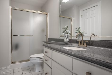 9889 Summerlakes Drive Carmel IN 46032