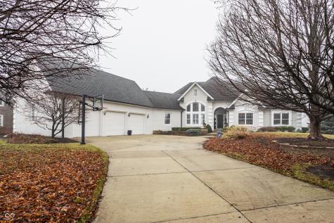 9889 Summerlakes Drive Carmel IN 46032