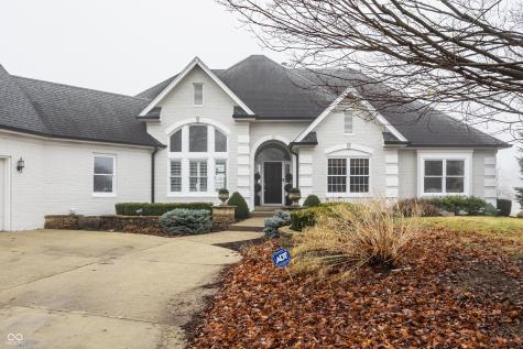 9889 Summerlakes Drive Carmel IN 46032