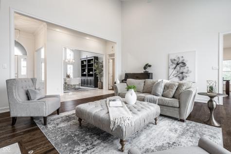 9889 Summerlakes Drive Carmel IN 46032