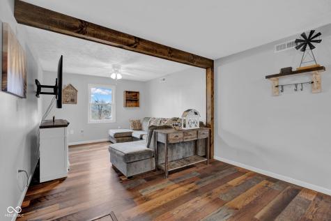 11074 N Cross Street Hope IN 47246