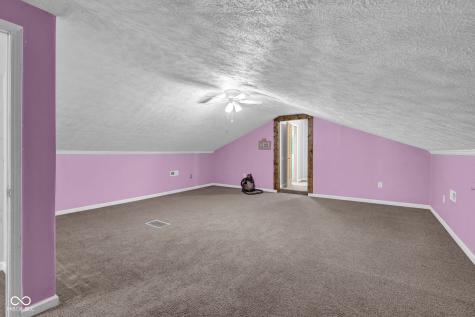 11074 N Cross Street Hope IN 47246