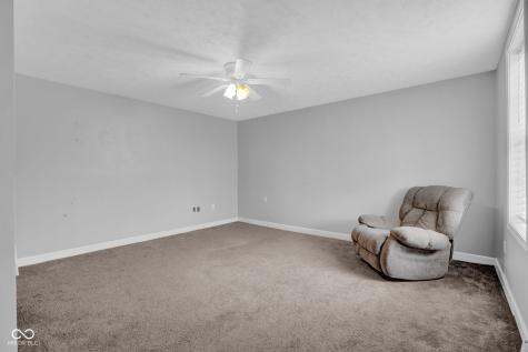 11074 N Cross Street Hope IN 47246