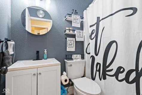 9608 Piper Lake Drive Indianapolis IN 46239