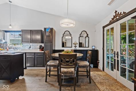 9608 Piper Lake Drive Indianapolis IN 46239