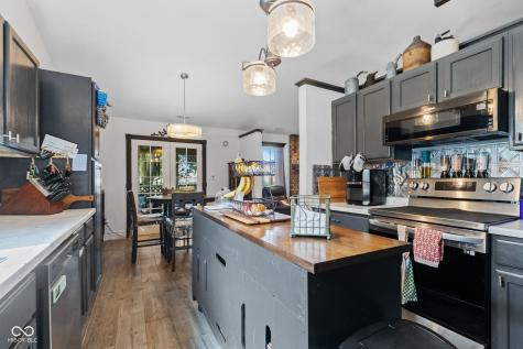 9608 Piper Lake Drive Indianapolis IN 46239