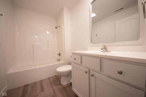 1452 Coen Court Columbus IN 47201