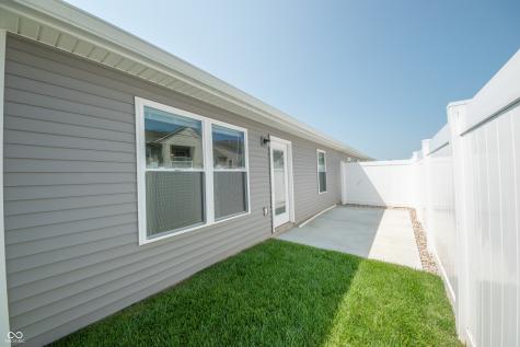 1452 Coen Court Columbus IN 47201