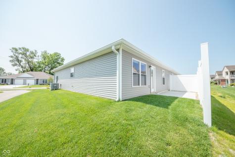 1452 Coen Court Columbus IN 47201