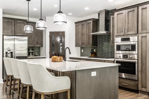 7716 Traders Hollow Lane Indianapolis IN 46278