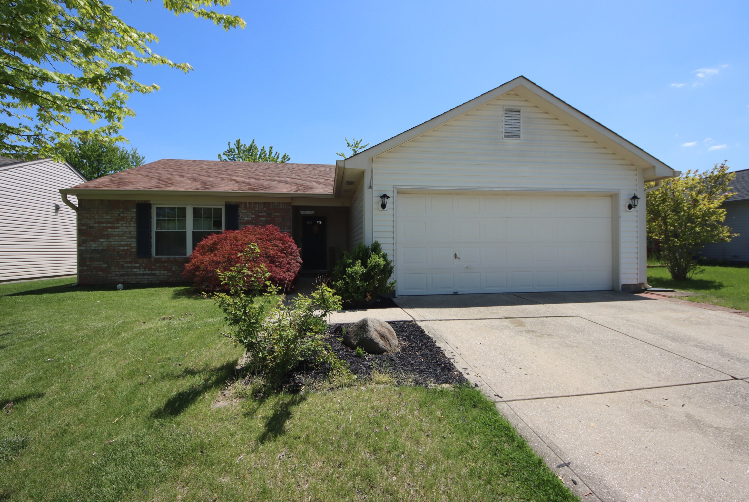 6129 Long River Lane Indianapolis IN 46221