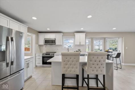 5986 Hall Road Plainfield IN 46168