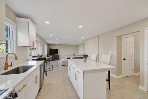 5986 Hall Road Plainfield IN 46168