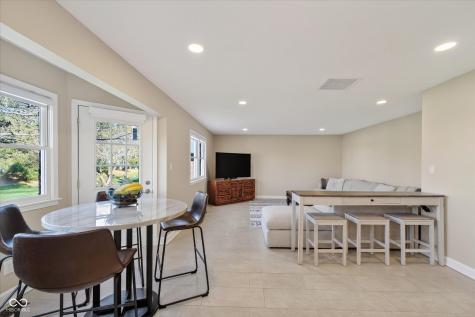 5986 Hall Road Plainfield IN 46168