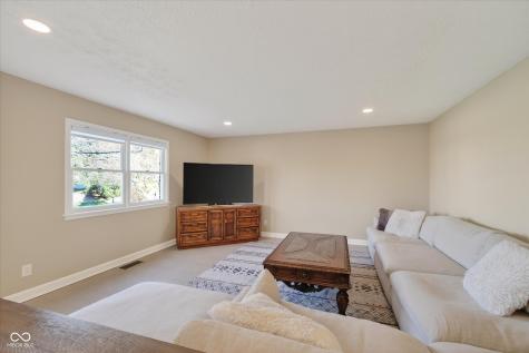 5986 Hall Road Plainfield IN 46168