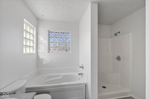 5986 Hall Road Plainfield IN 46168