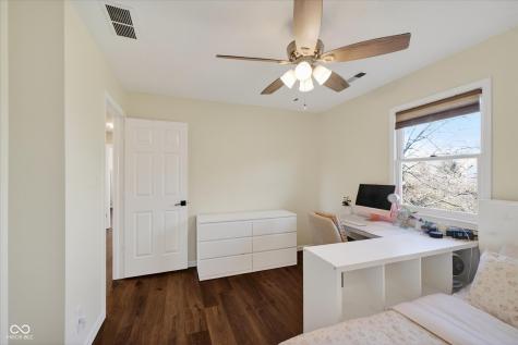 5986 Hall Road Plainfield IN 46168