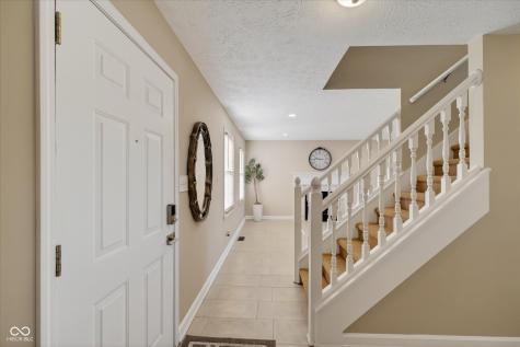 5986 Hall Road Plainfield IN 46168