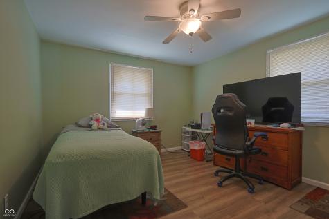 5120 Navajo Court Columbus IN 47203