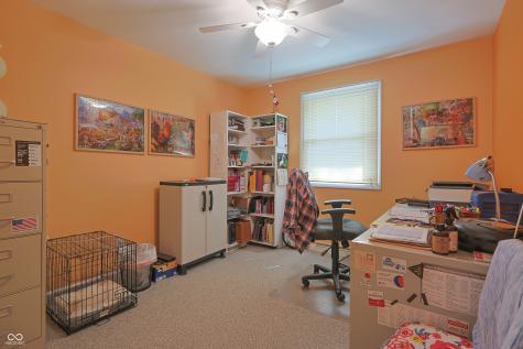 5120 Navajo Court Columbus IN 47203