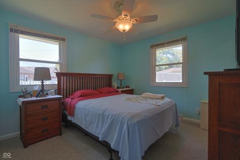 5120 Navajo Court Columbus IN 47203