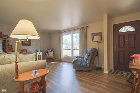 5120 Navajo Court Columbus IN 47203