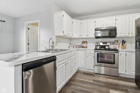 1208 Spring Mill Drive Avon IN 46123