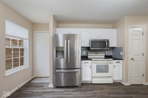 970 Lincoln Park West Drive Greenwood IN 46142