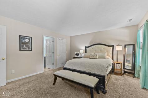 970 Lincoln Park West Drive Greenwood IN 46142