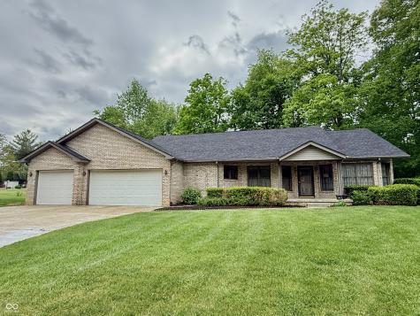 180 Oakbrook Drive Columbus IN 47201