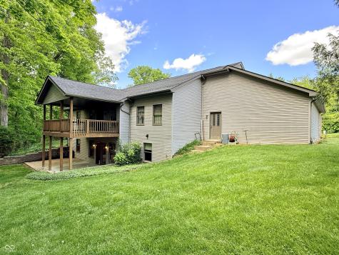 180 Oakbrook Drive Columbus IN 47201