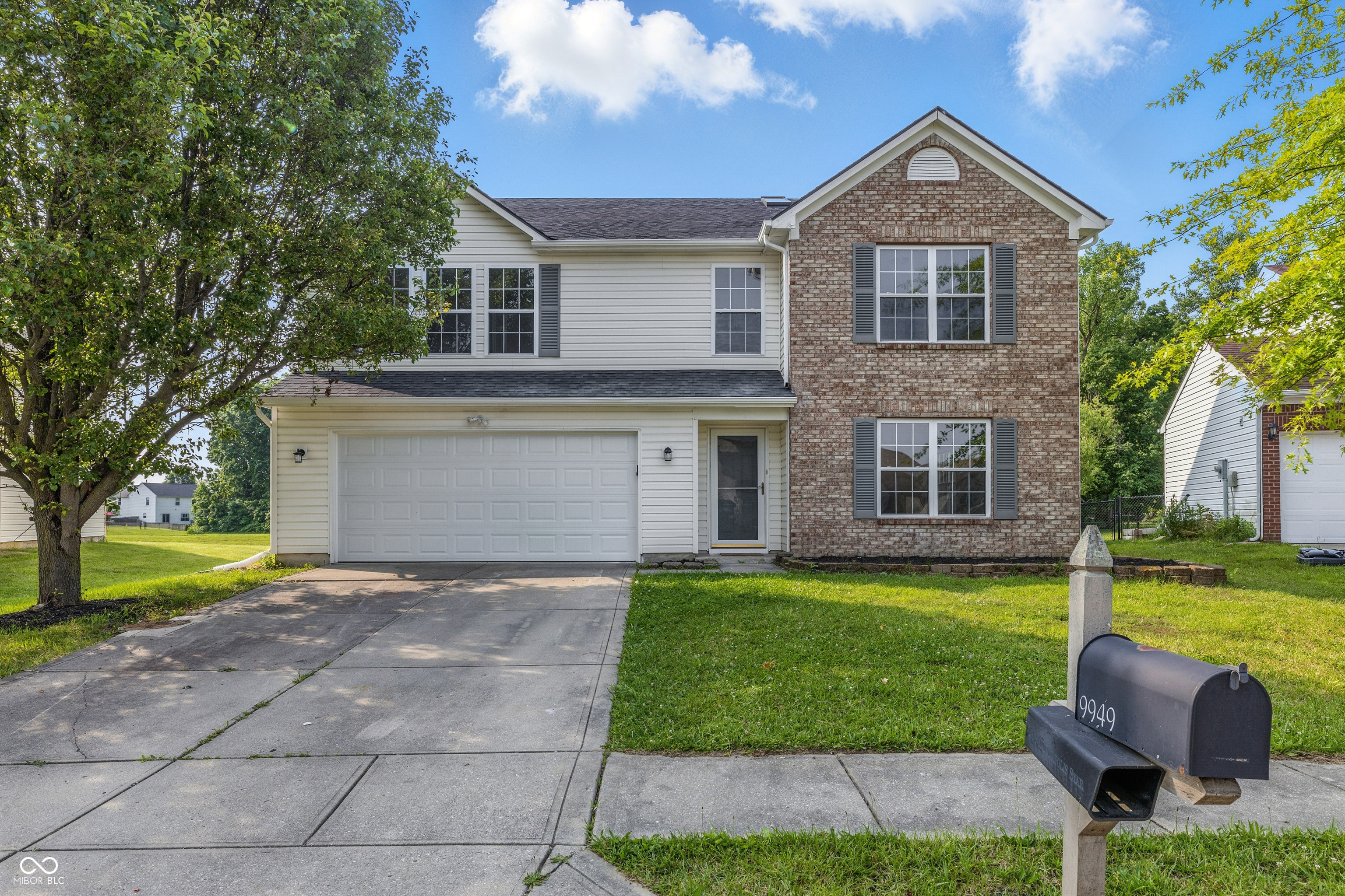 9949 Nightsong Lane Avon IN 46123