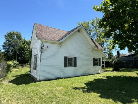 612 N Mill Street Hartford City IN 47348