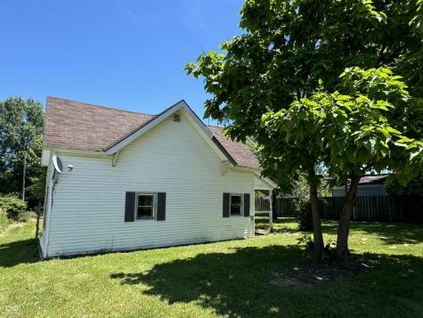 612 N Mill Street Hartford City IN 47348
