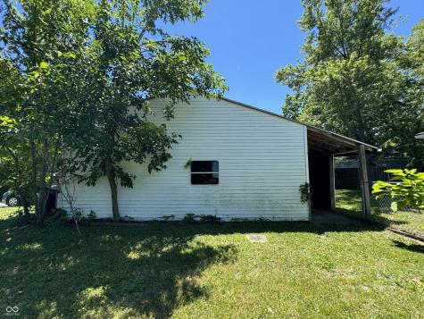 612 N Mill Street Hartford City IN 47348