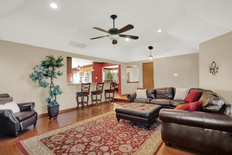 10221 E Thompson Road Indianapolis IN 46239