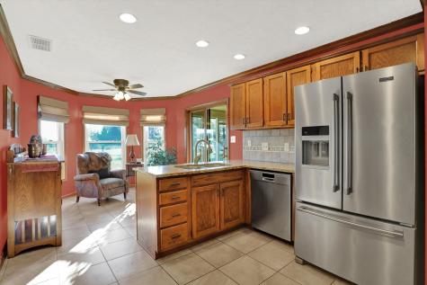 10221 E Thompson Road Indianapolis IN 46239